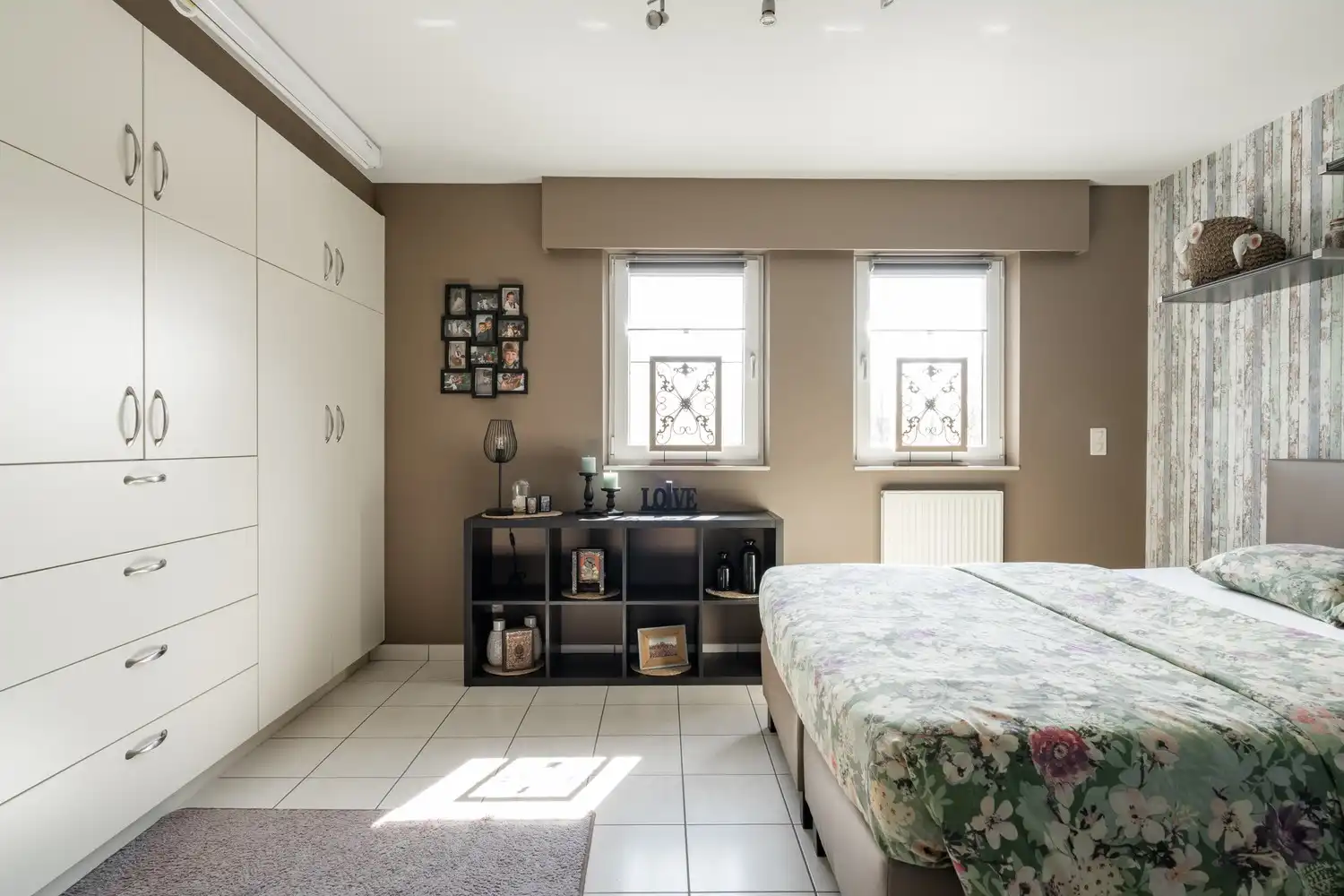 Zeer ruim appartement/stadswoning pal in het centrum van Pelt foto 22