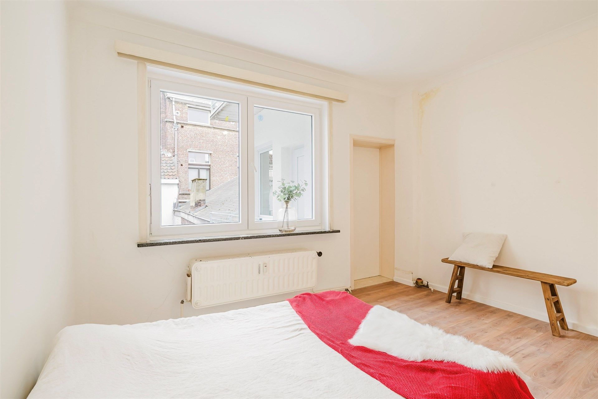 Interessant één slaapkamer appartement op top ligging in Gent  foto 13