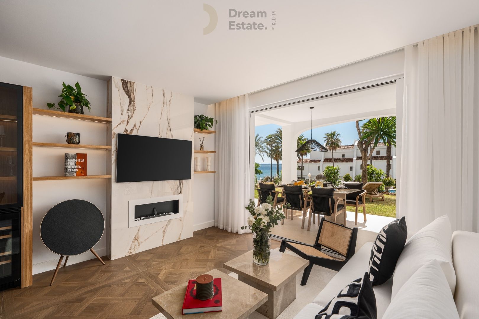 Verfijnd appartement aan het strand van de Golden Mile te Marbella. foto 2
