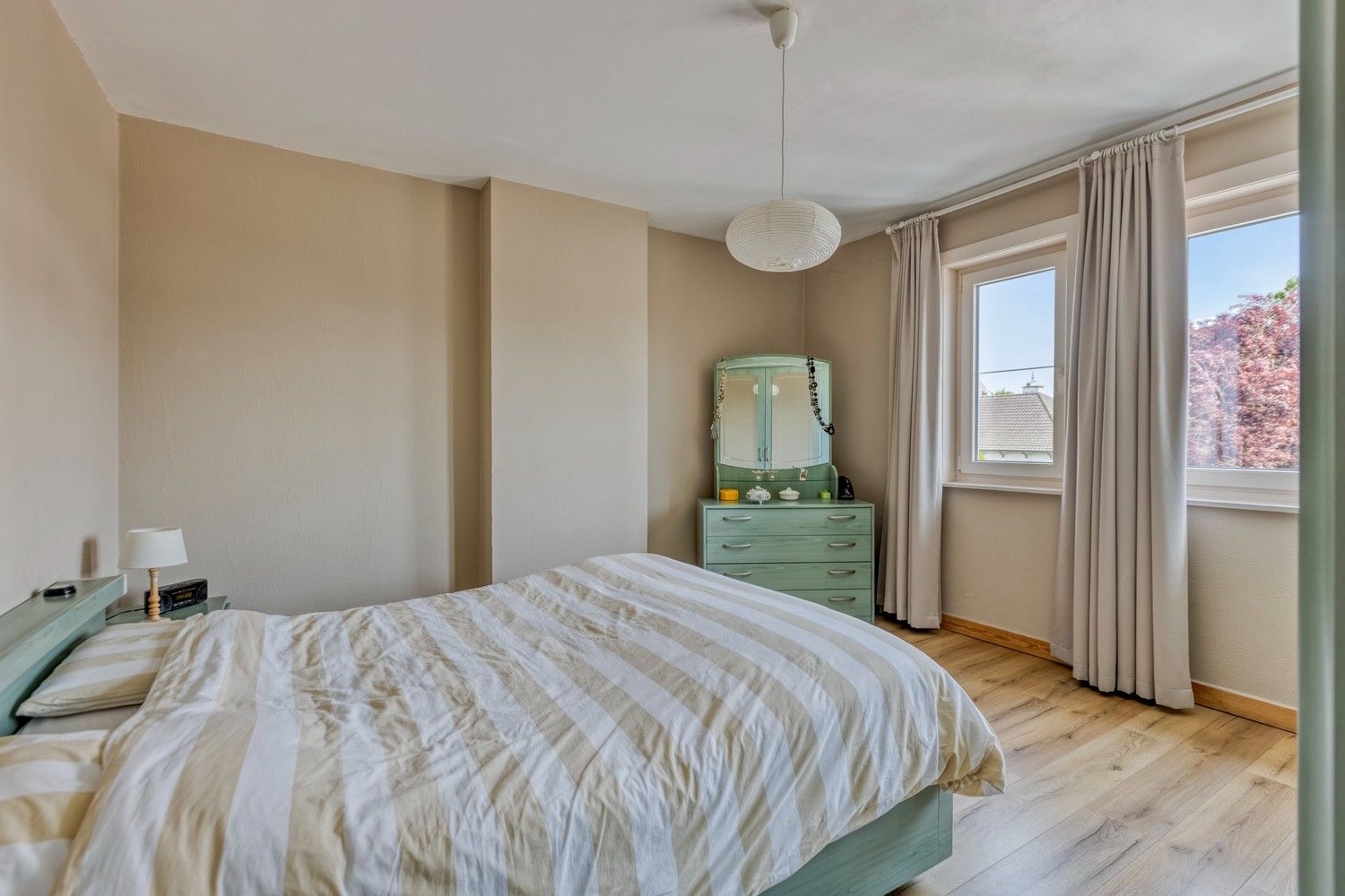 Gezinswoning met drie slaapkamers en veel potentieel in het landelijke Uikhoven (Maasmechelen) foto 25