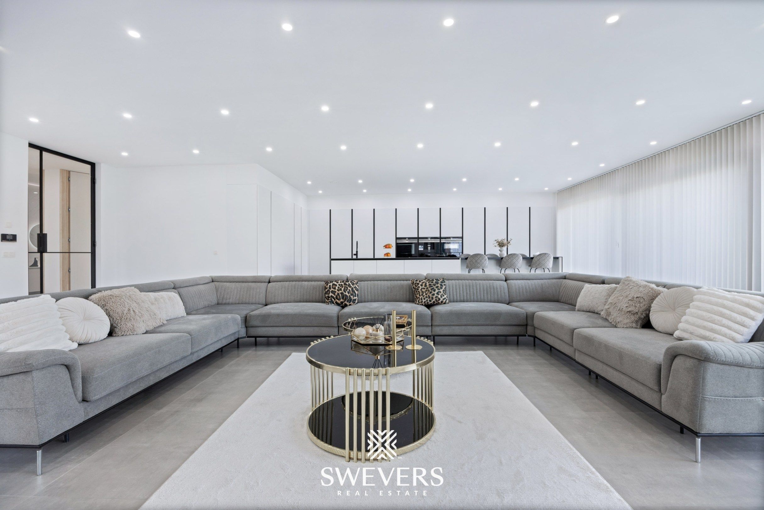 Exclusieve luxe villa (2023) met 6 slaapkamers op riant perceel in Zonhoven foto 5