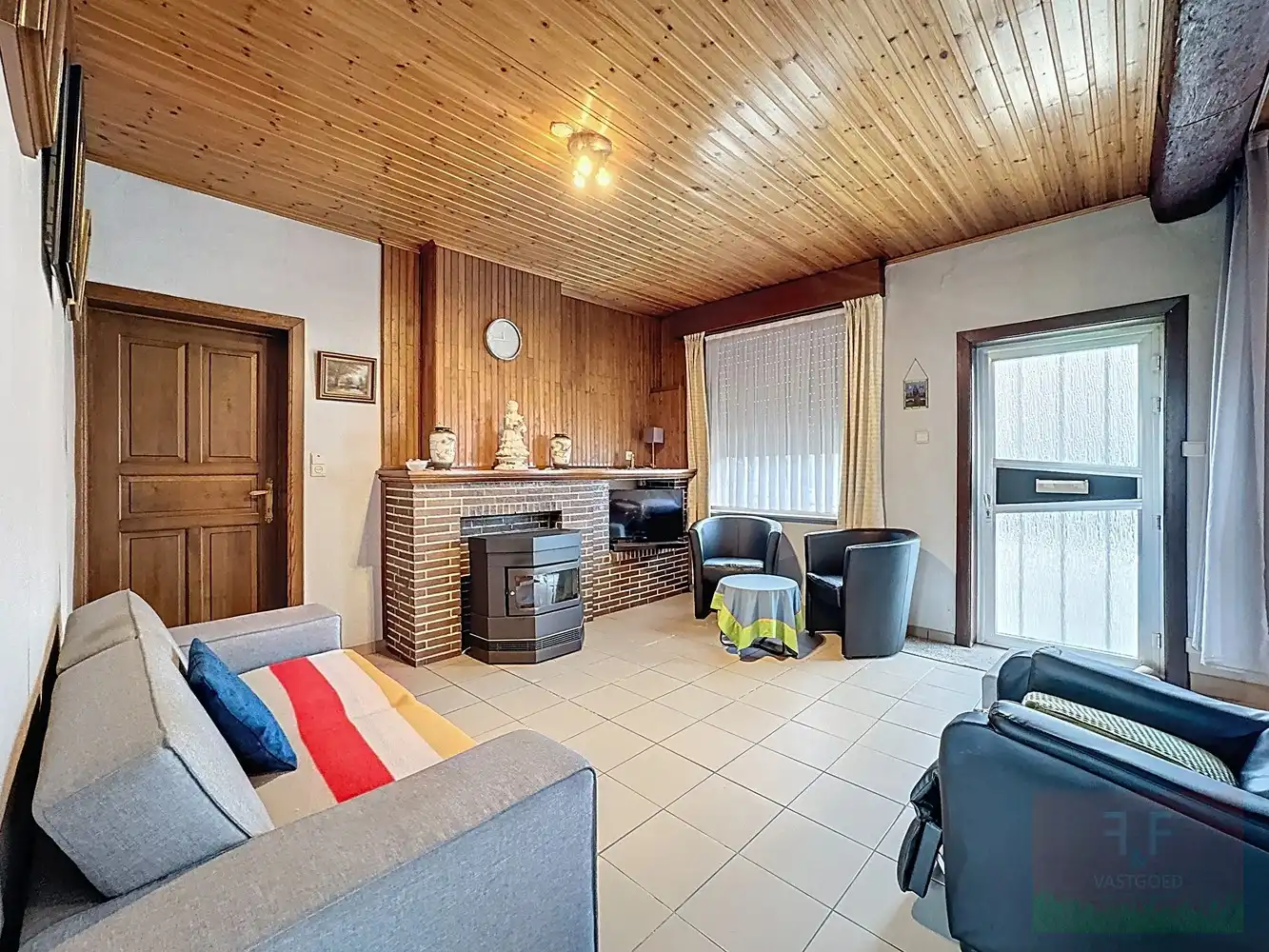 HOB met garage en grote Zuidgerichte tuin in het pittoreske Scheldewindeke foto 4