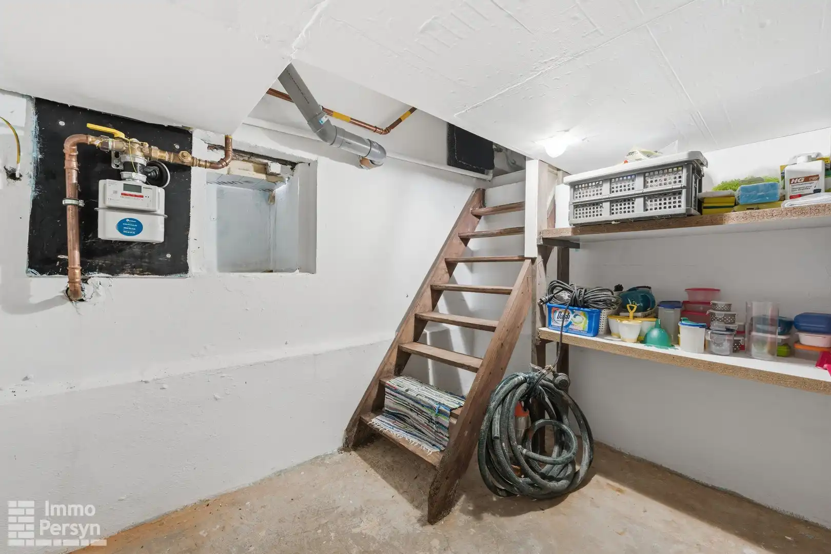 Charmante, gerenoveerde woning met carport en tuin foto 22