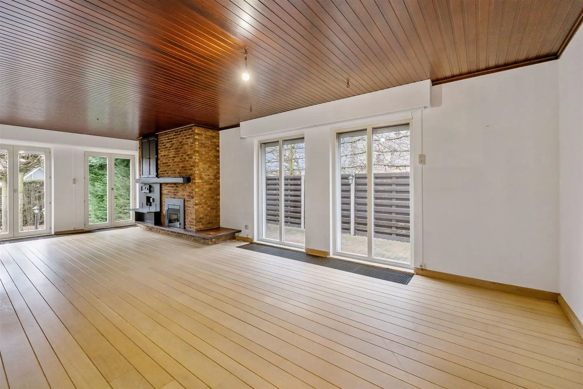 RUIME WONING MET 5 SLAAPKAMERS GELEGEN OP EEN PERCEEL VAN 10A68CA TE HEUSDEN-ZOLDER foto 10