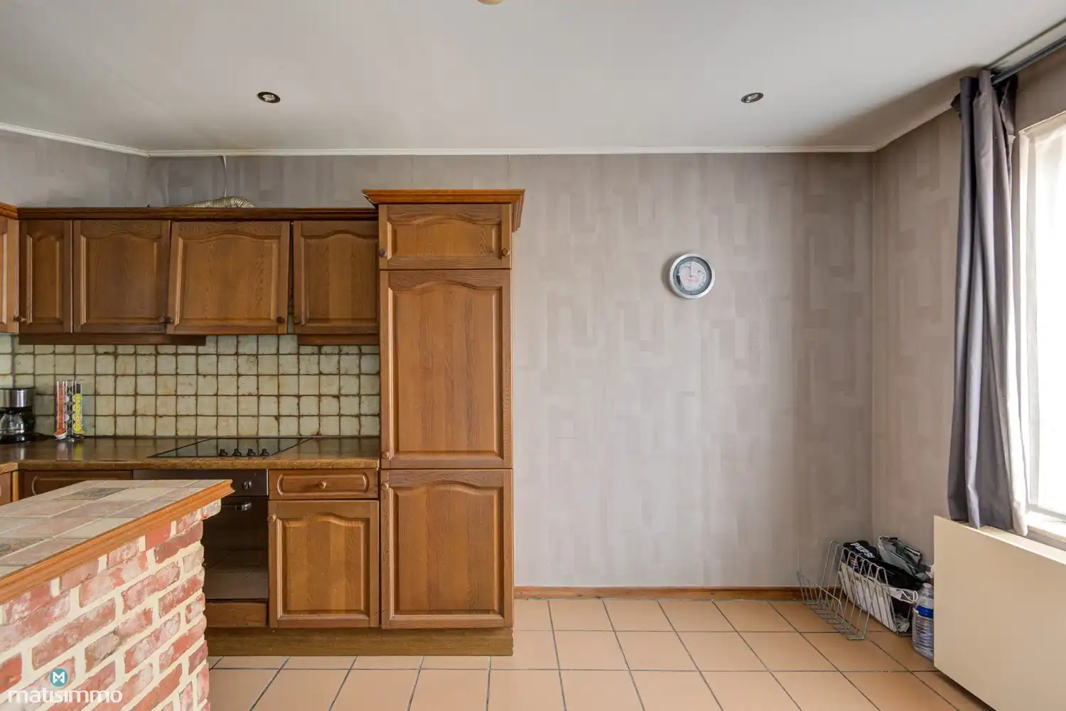 GOED ONDERHOUDEN GEZINSWONING MET 3 RUIME SLAAPKAMERS OP EEN RUIM PERCEEL VAN 9A 21CA foto 9