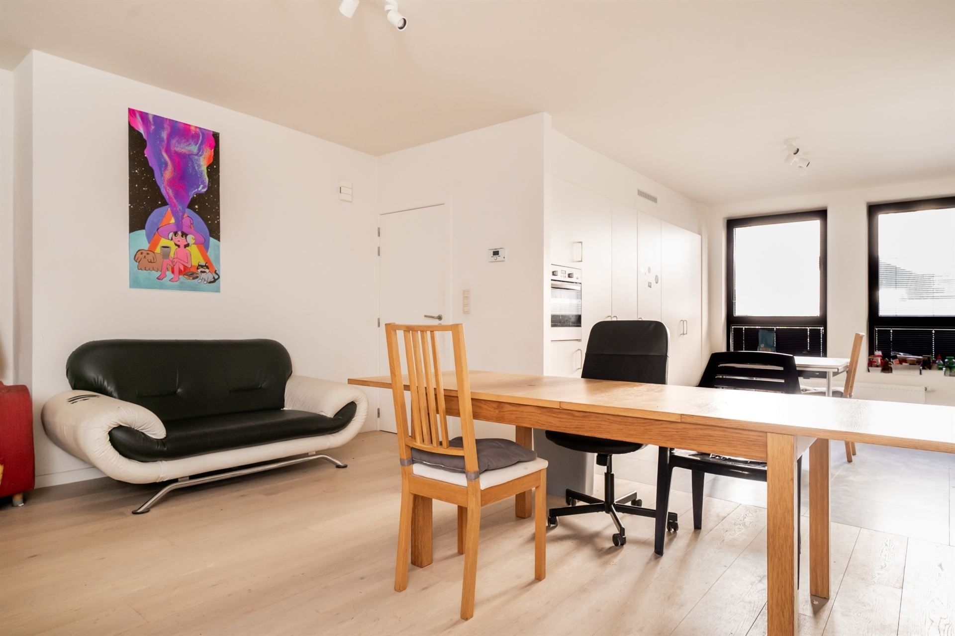 Prachtig, recent 3 slaapkamer duplex appartement met private tuin van 50m² foto 16