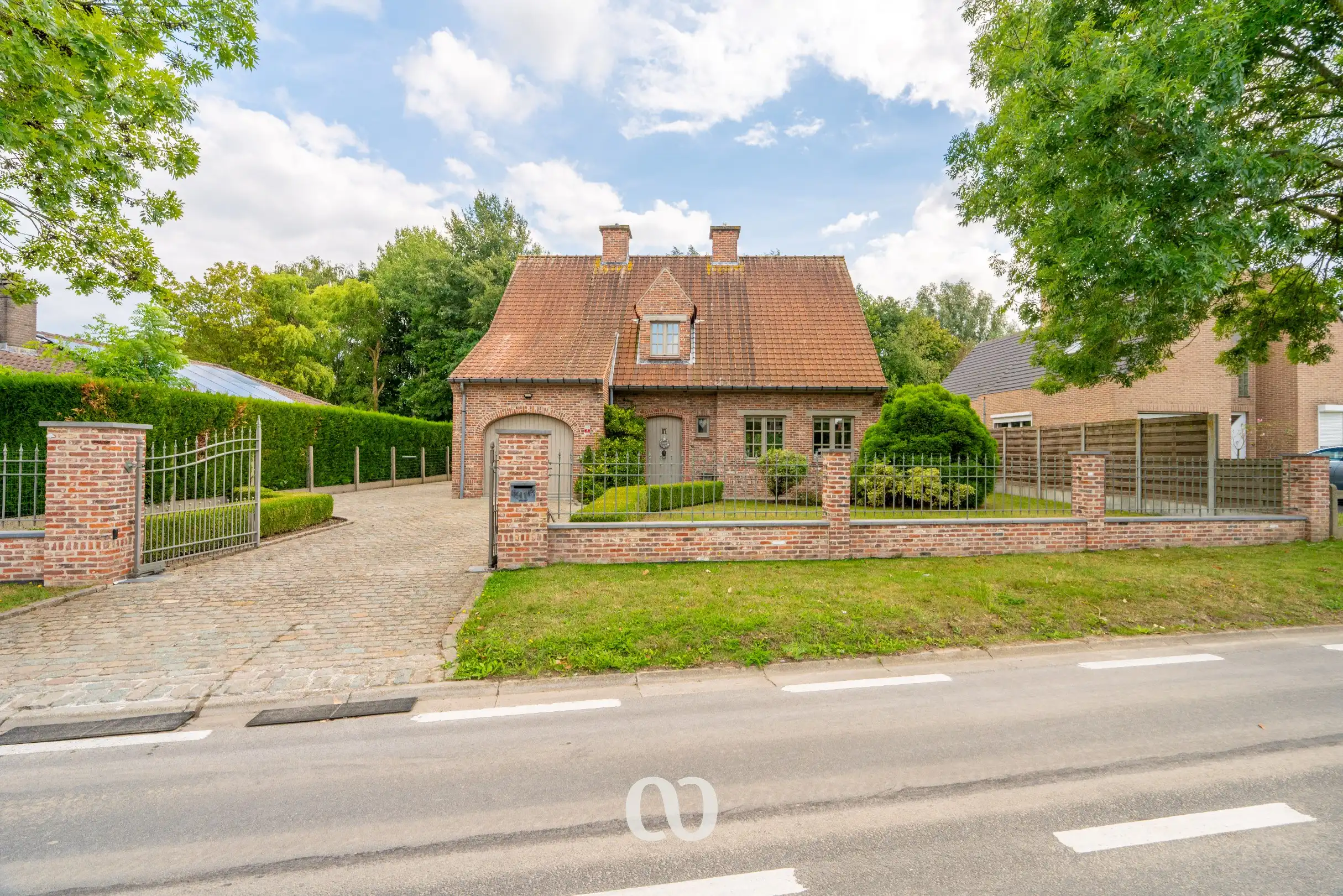 Prachtig onderhouden gezinswoning met 4 slaapkamers foto 1