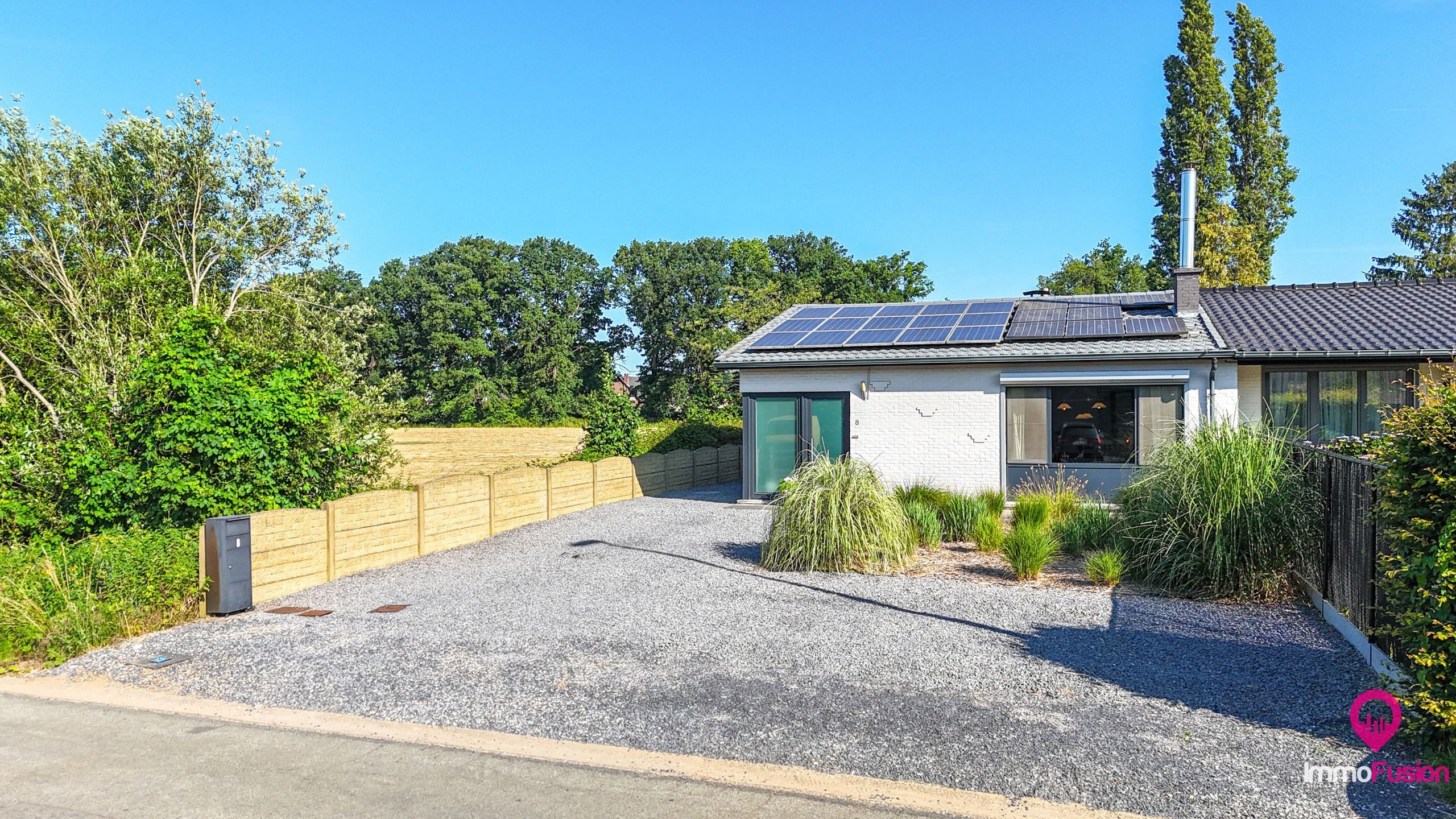Praktische bungalowwoning met prachtige tuin en zwemvijver! foto 26