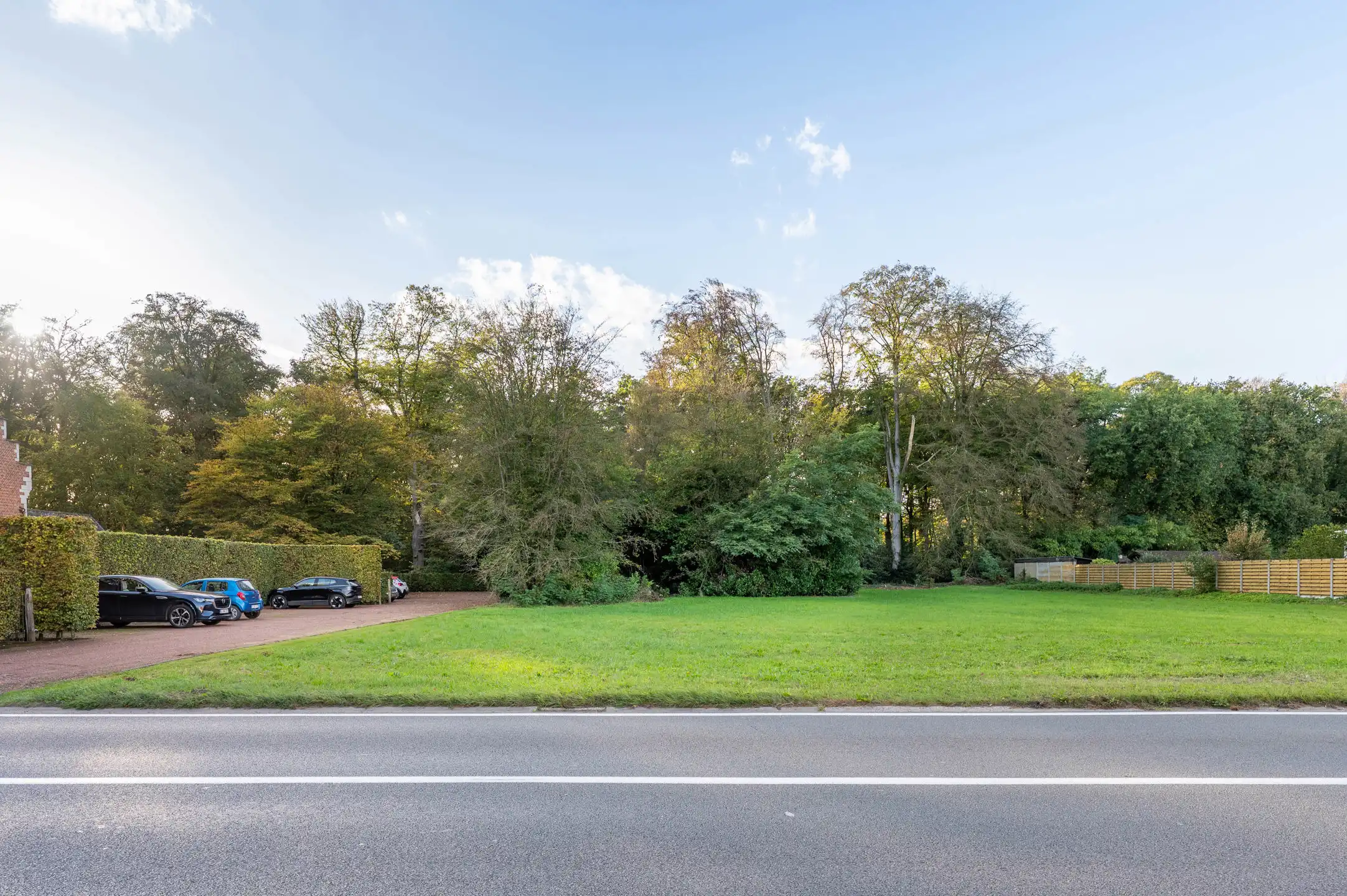 Ruime bouwgrond van 928 m² voor vrijstaande woning in Malle foto {{pictureIndex}}