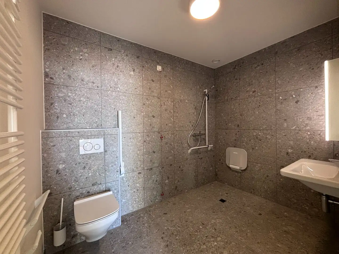 Moderne assistentiewoning met 1 slaapkamer op het tweede verdiep in Oostduinkerke. foto 5