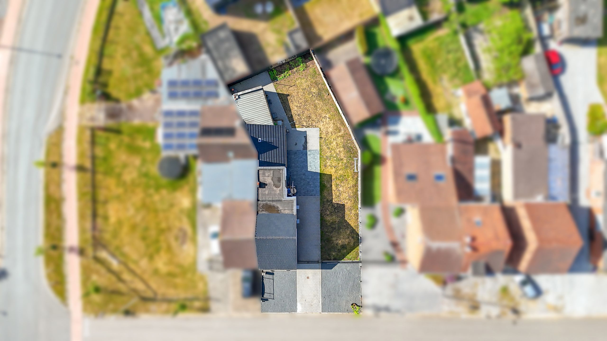 Instapklare, volledig vernieuwde woning met tuin in Beringen foto 35