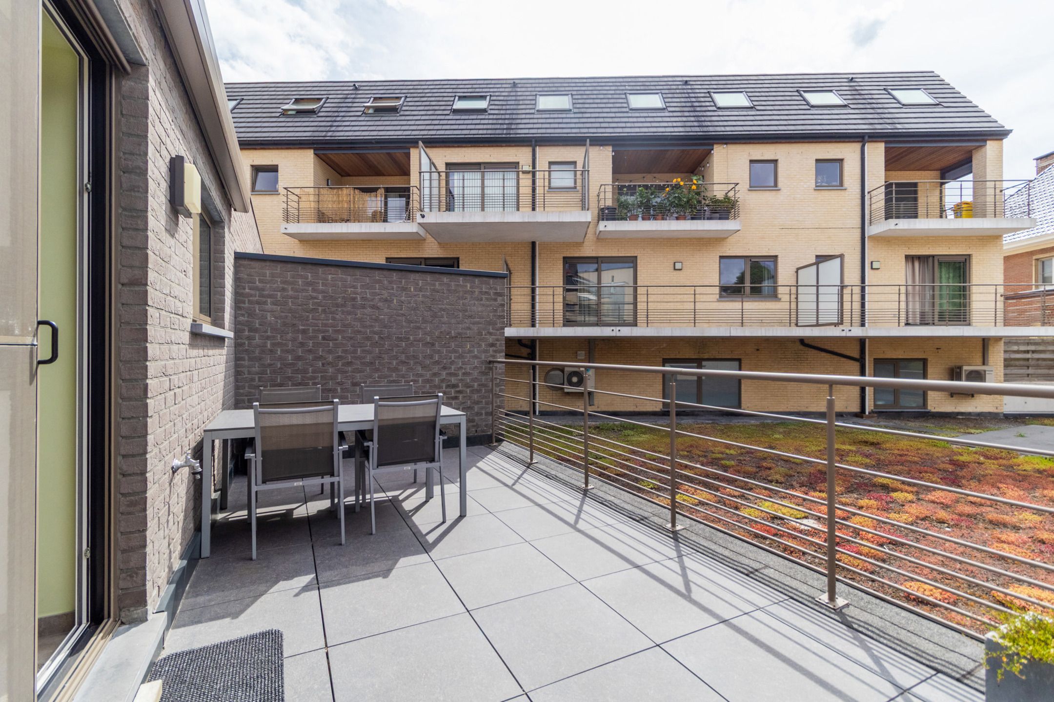 Appartement te huur foto 12