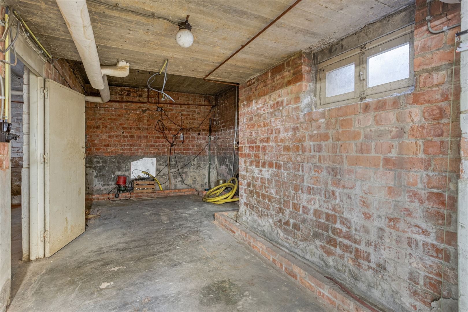 Woning met industriehal op topligging in Maasmechelen foto 22