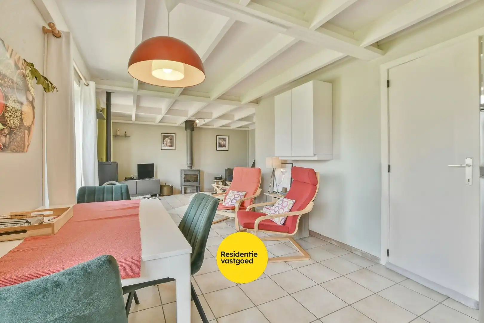 Charmant vissershuisje met 3 slaapkamers en prachtig open polderzicht foto 11