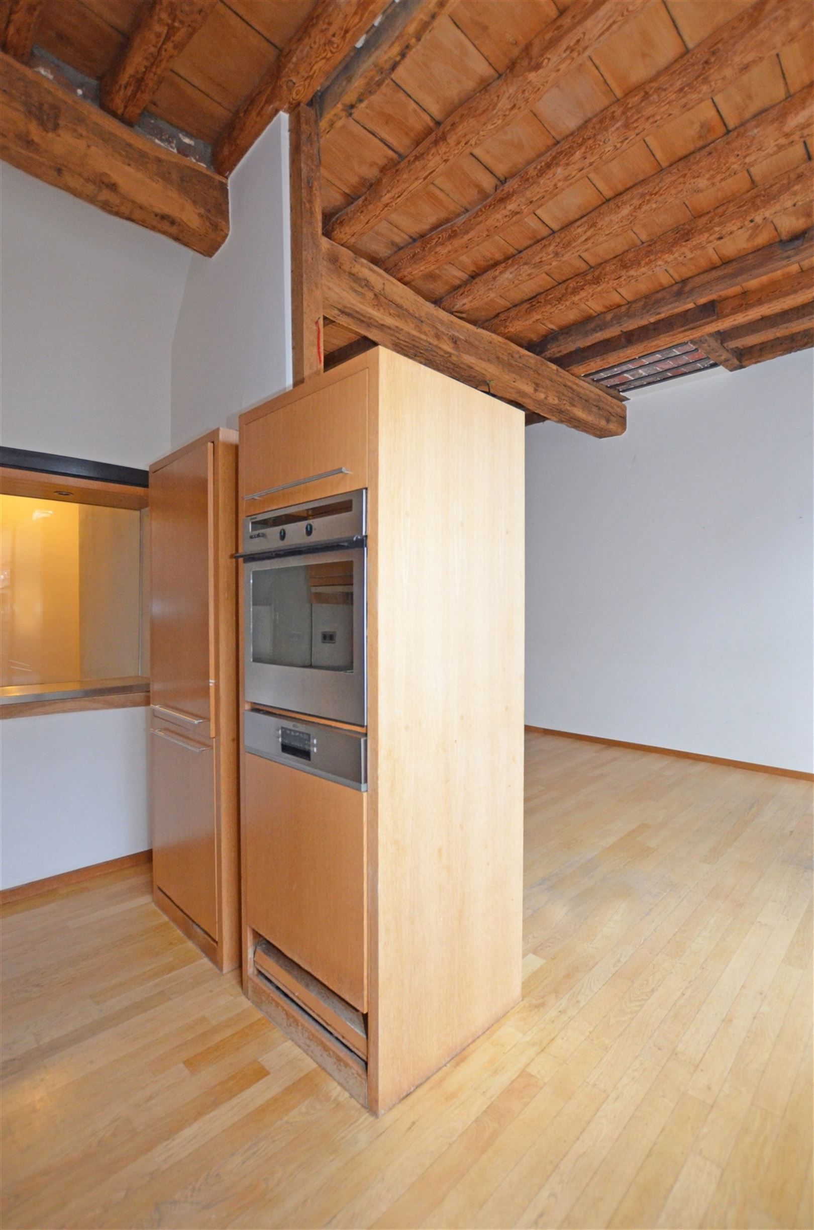 Uniek neoclassicistisch herenhuis met handelspand & duplexwoning foto 9