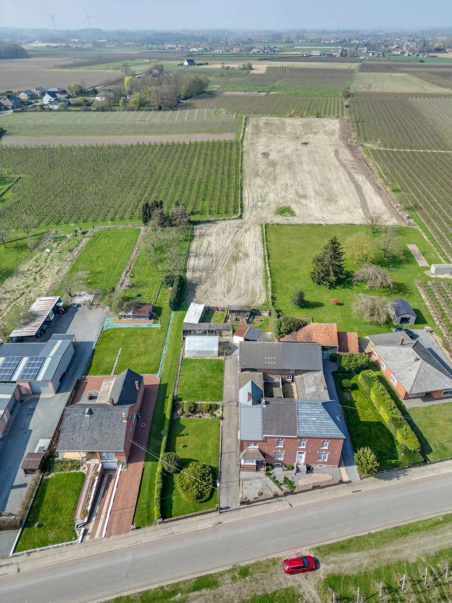 Te renoveren, landelijk gelegen woning/ projectgrond foto 25