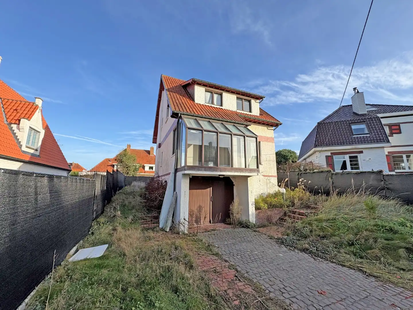 Te renoveren woning met veel potentieel en topligging! foto 2