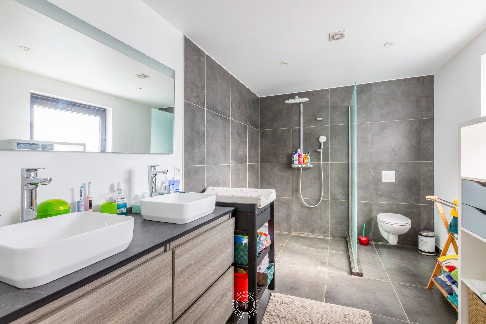 Instapklare woning met zeer aangename tuin foto 10