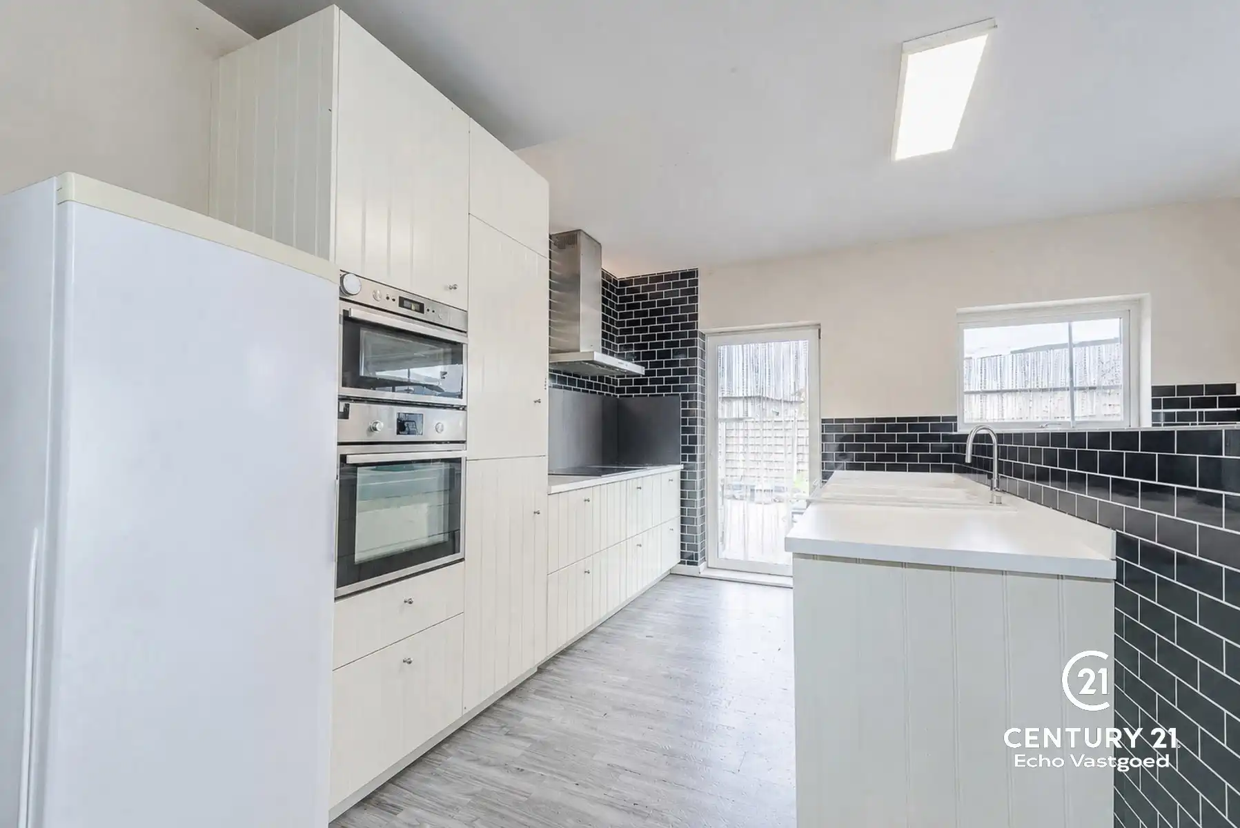 ruime woning met 4 slaapkamers op een fraai hoekperceel  foto 13