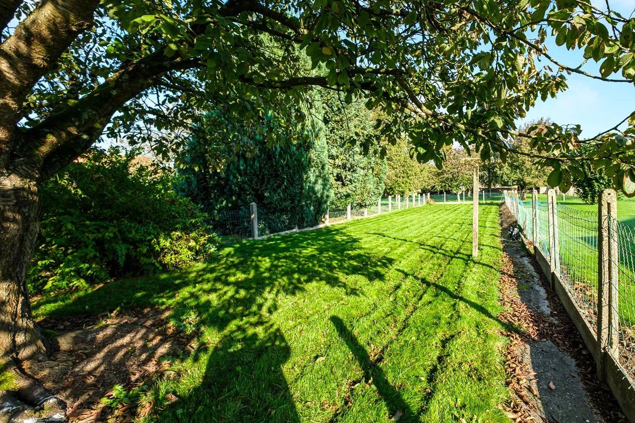 Te renoveren gezinswoning in een rustige streek foto 27