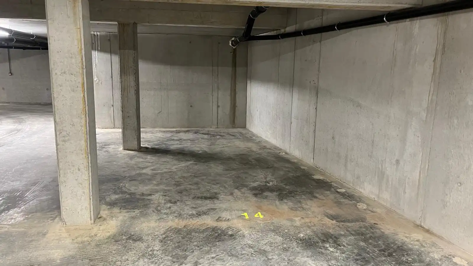Parkeerplaats te huur Spoorwegstraat 19/Stpl 14 - 9940 Evergem