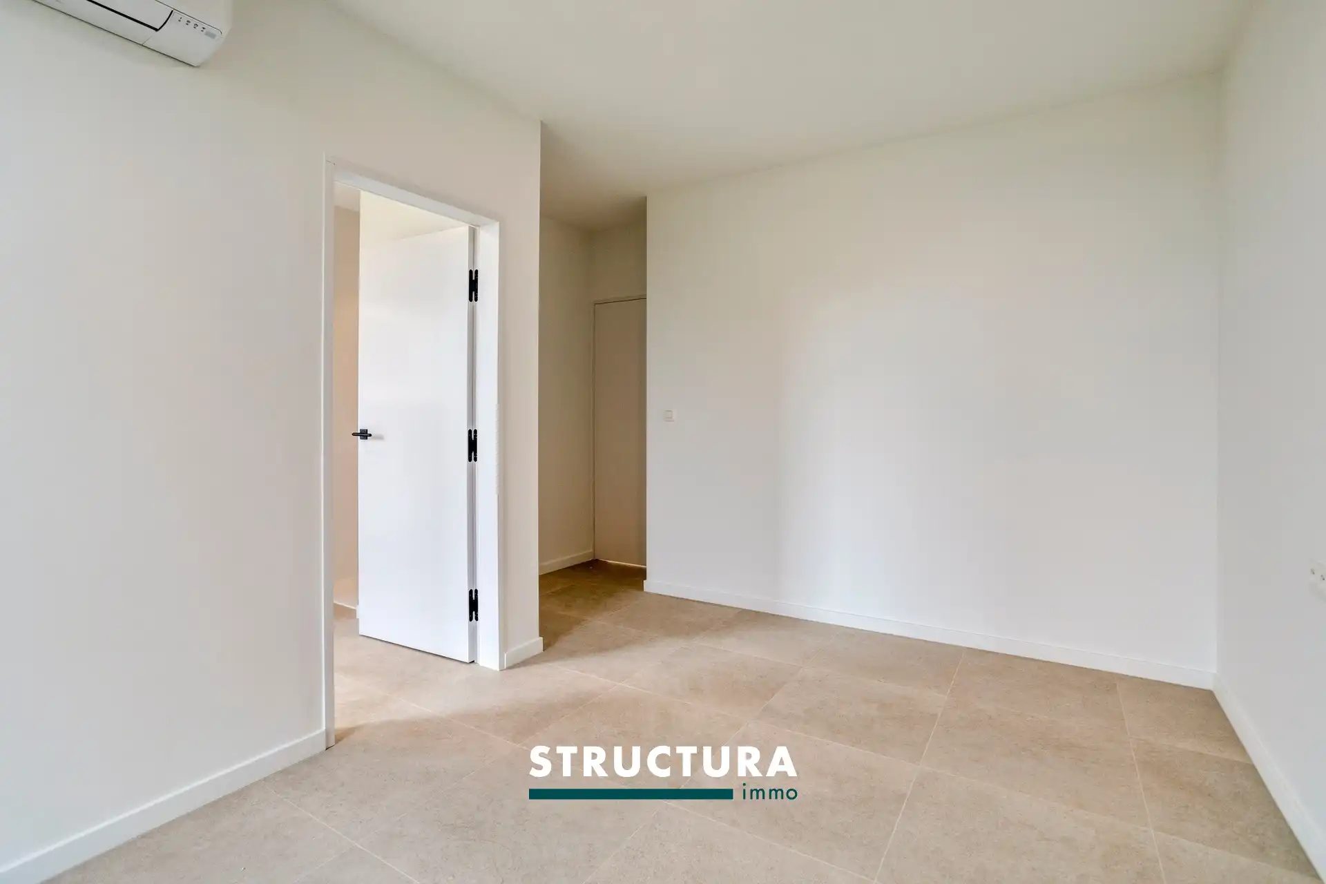 High end nieuwbouwoning met drie slapkamers foto 30