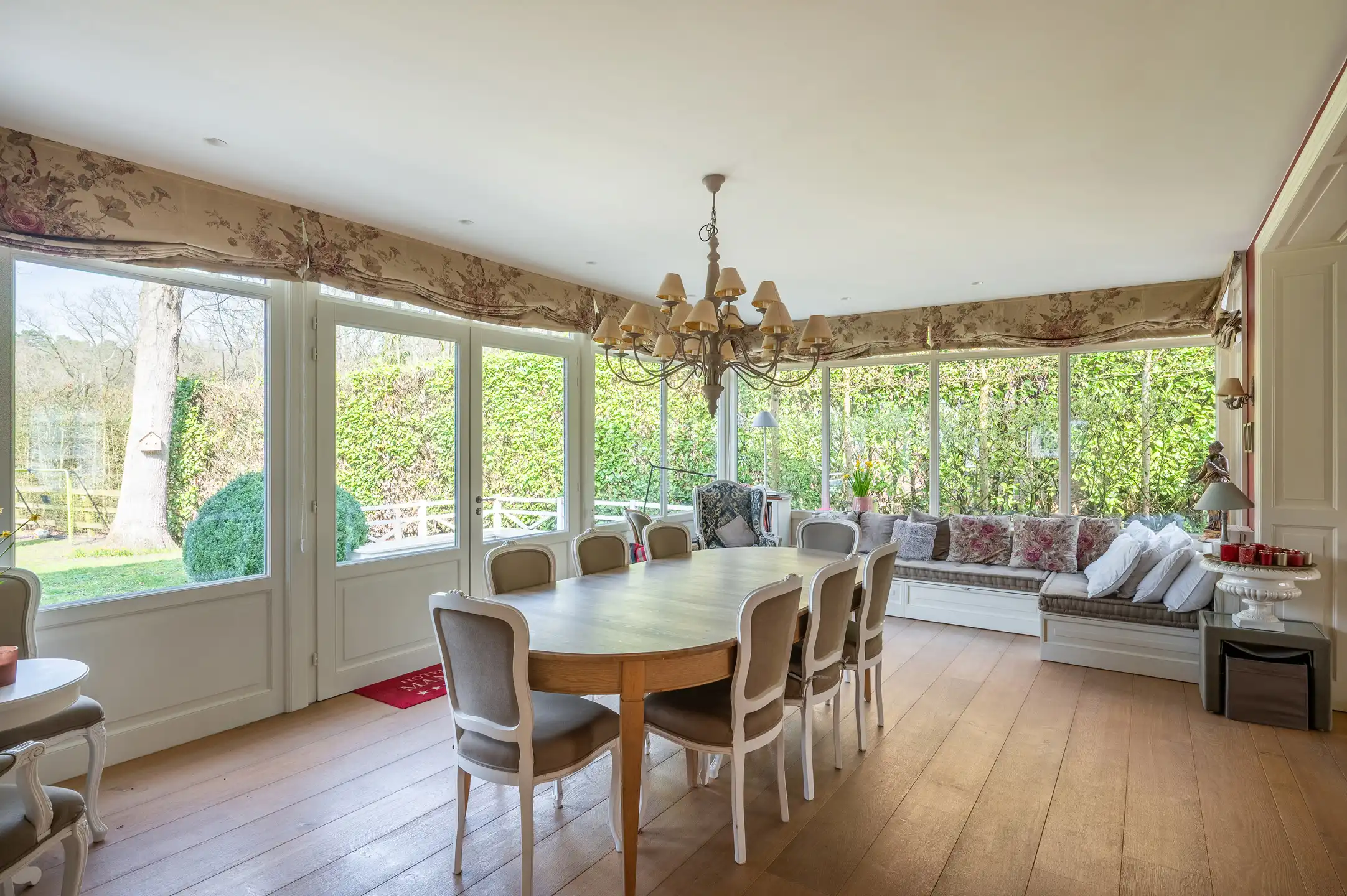 Warme karaktervolle gezinswoning met uniek zicht te Brasschaat! foto 5