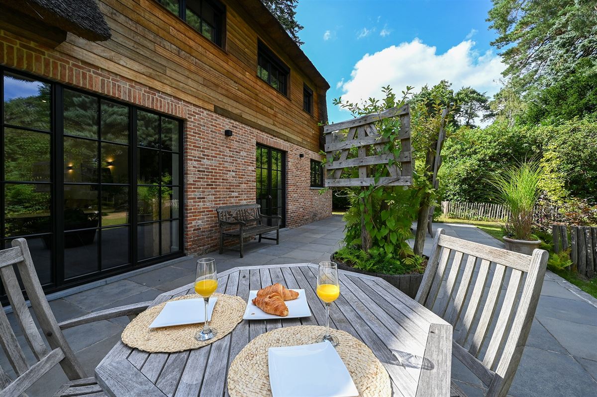 Charmante villa in hartje Brasschaat foto 11