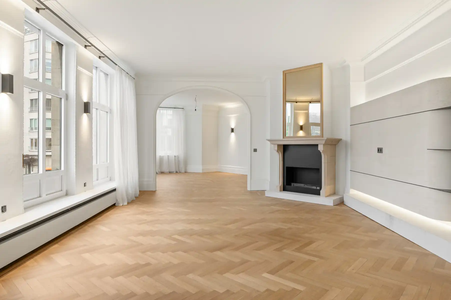 Luxueus gerenoveerd 2 slpk appartement in Art Deco-gebouw foto 14