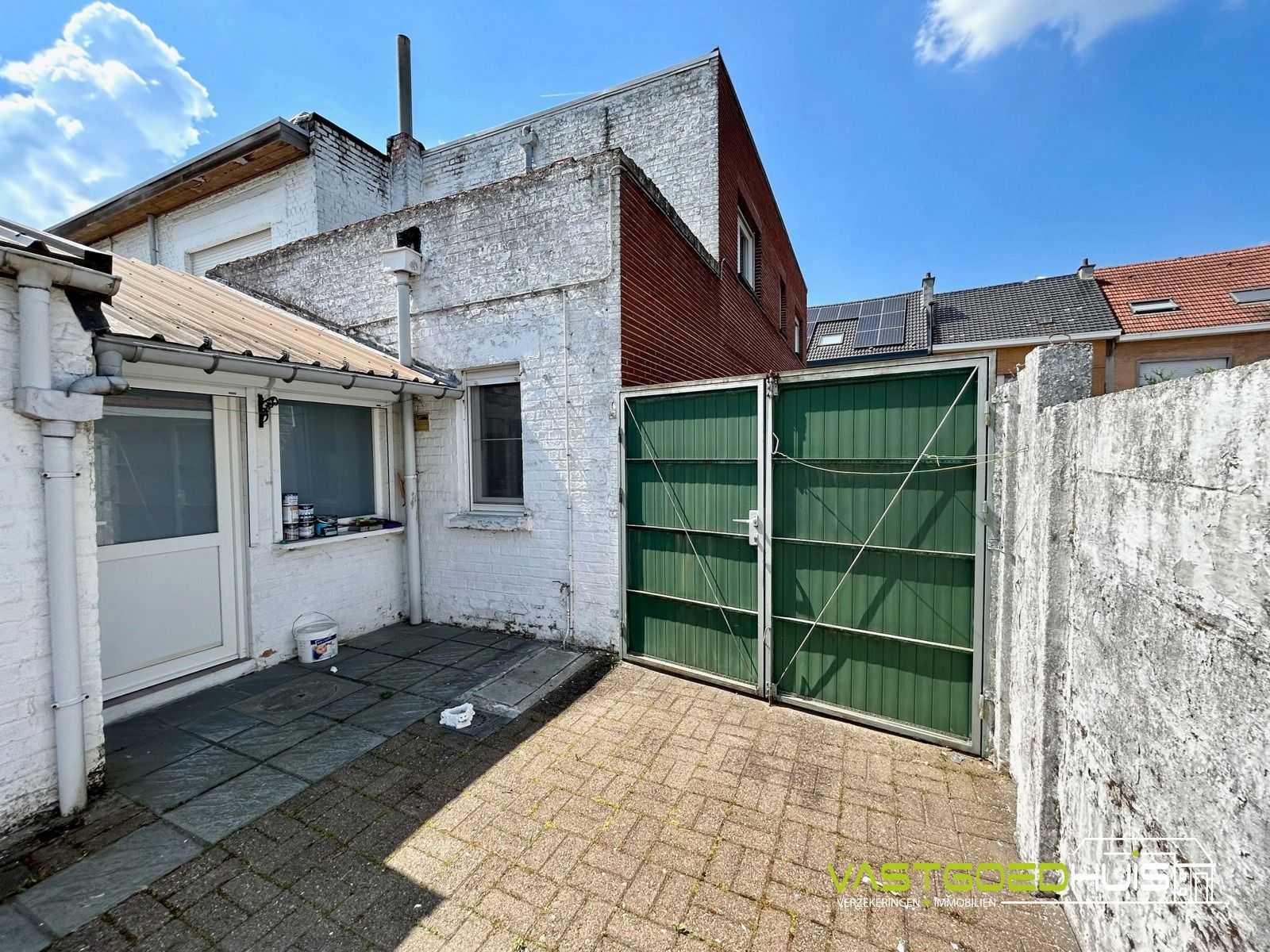 Ruime gezinswoning met garage en tuin foto 22