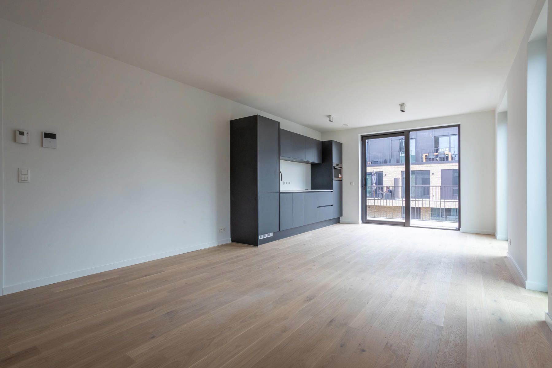 Nieuwbouwappartement (2020) op de tweede verdieping.  foto 3