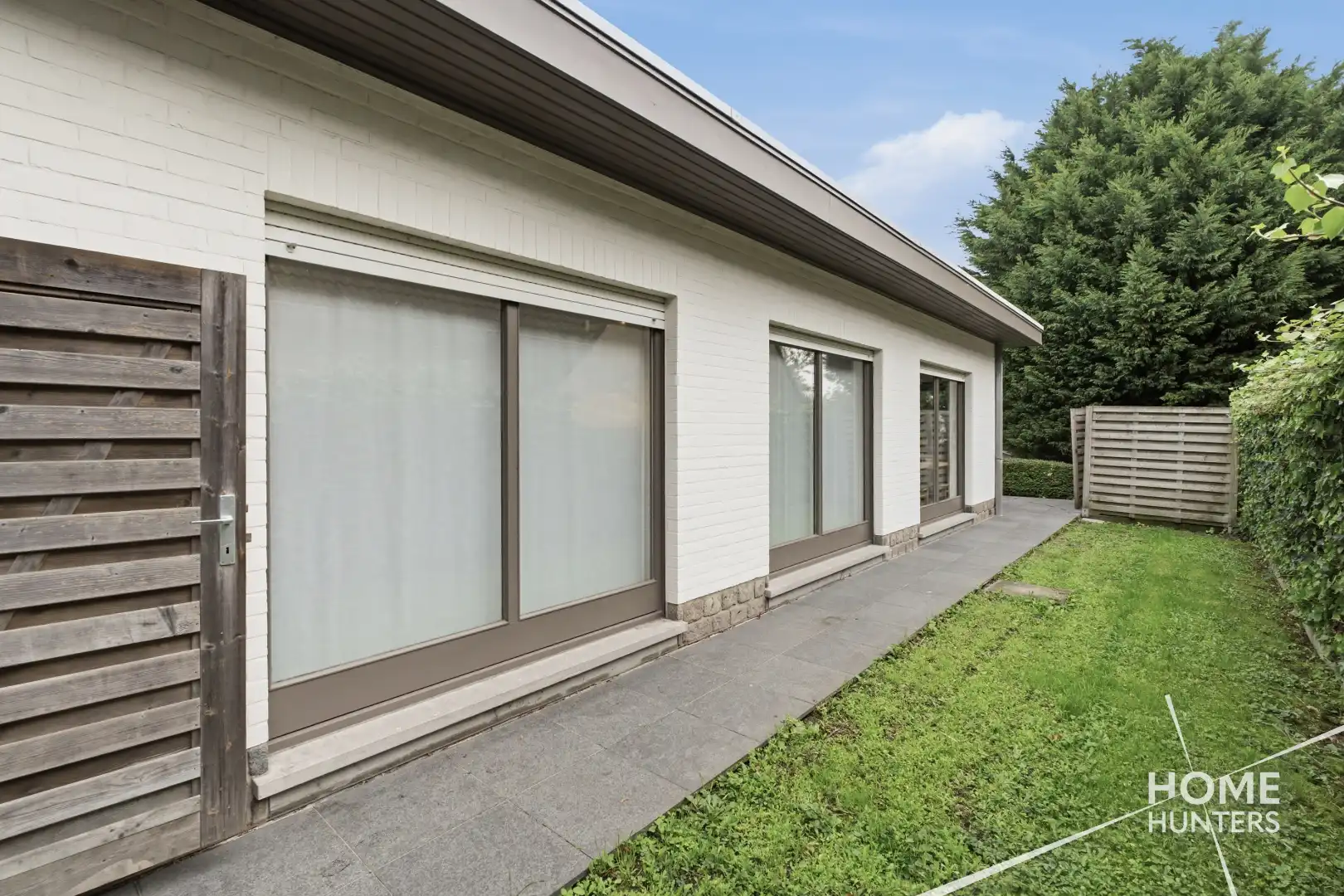 RUSTIG GELEGEN BUNGALOW MET RUIME TUIN EN VEELZIJDIGE KELDERRUIMTE foto 33