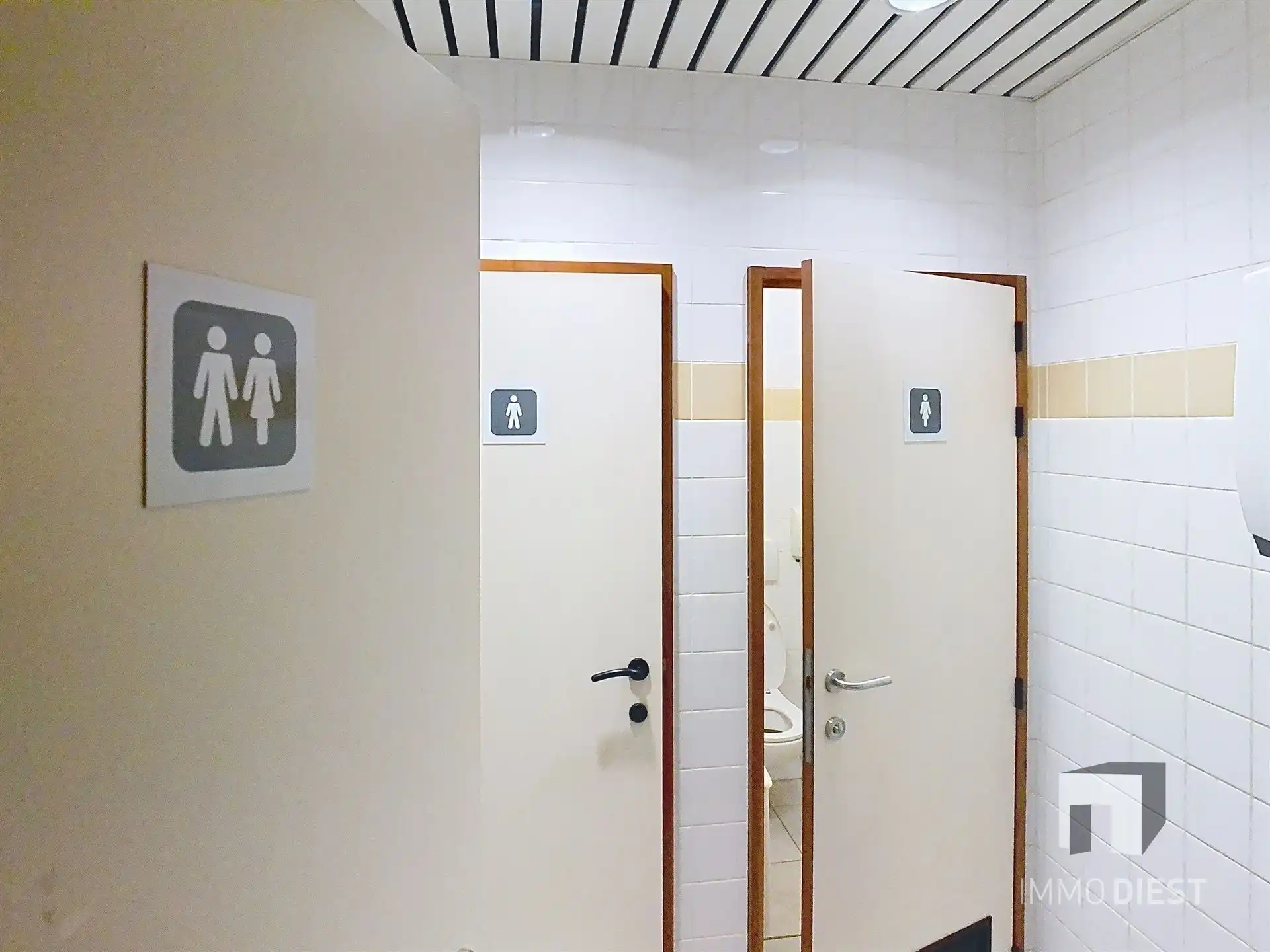 Luxueus ingerichte kantoorruimte foto 17