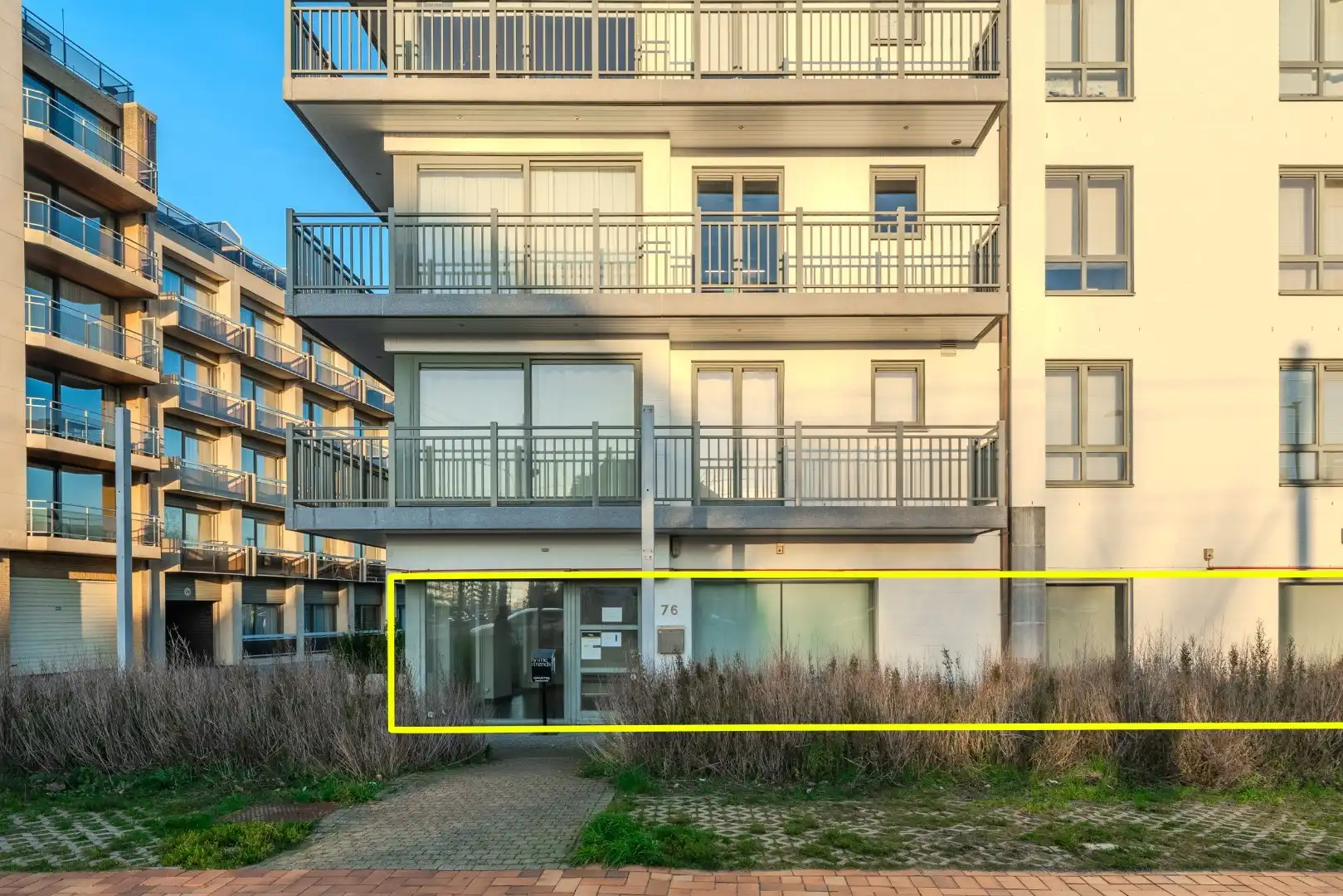 Standingvol handelspand op topligging in Nieuwpoort-Bad foto 4