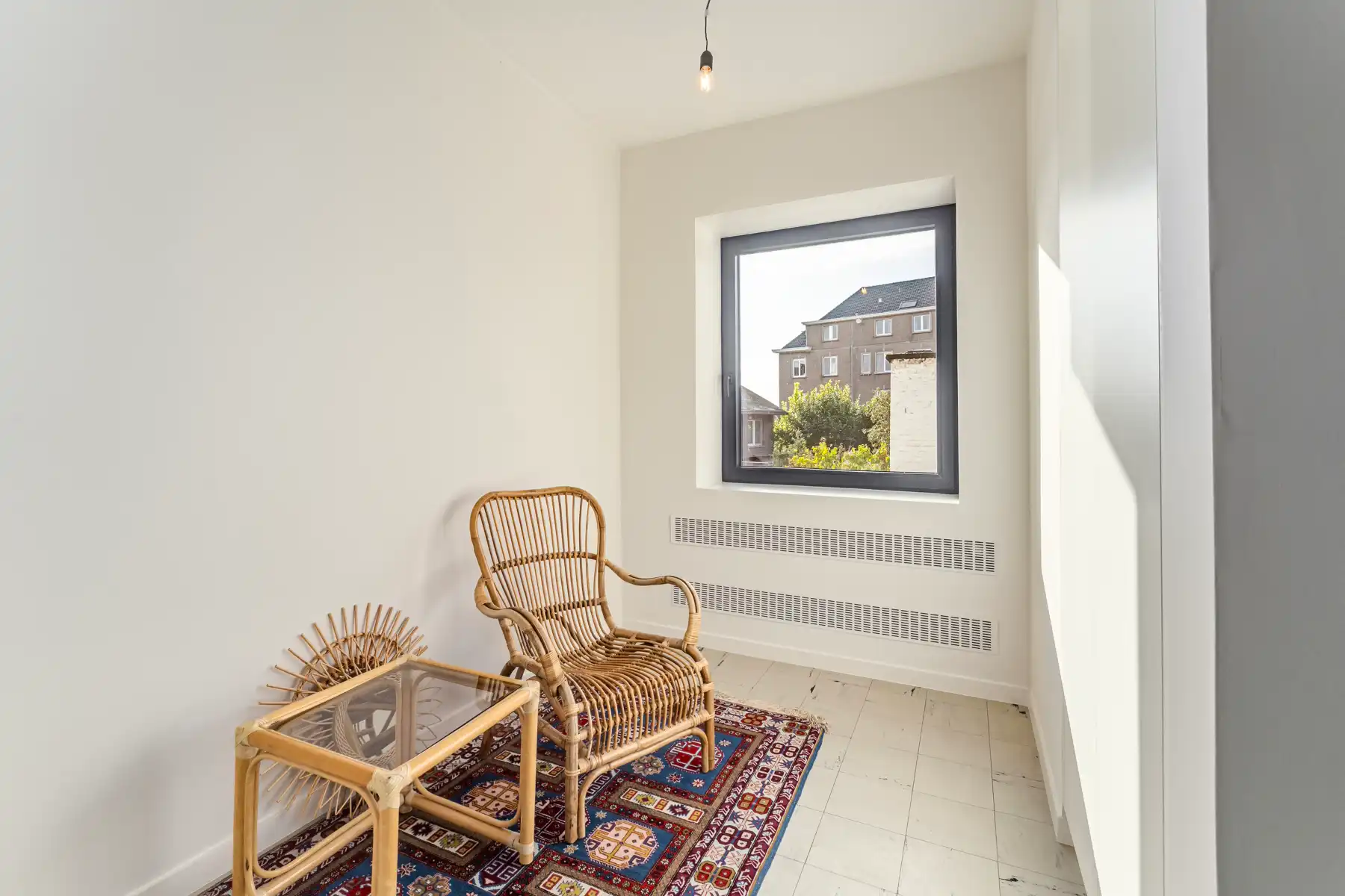 Stijlvol gerenoveerde woning, 3 slaapkamers en zonnige tuin foto 16