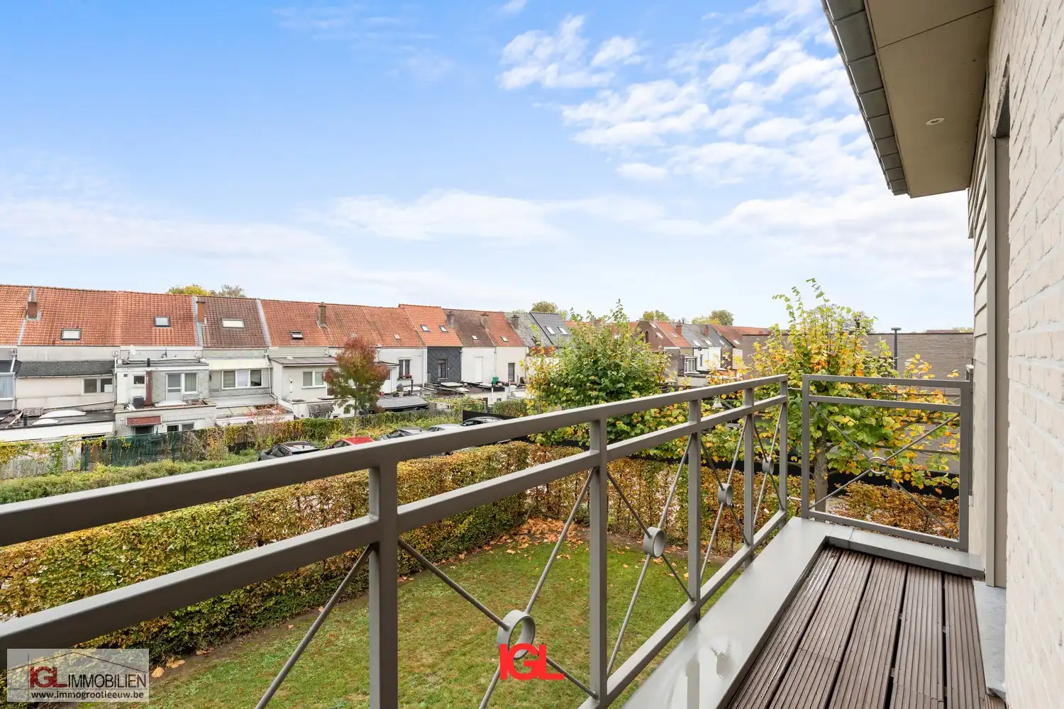 Ruim duplexappartement met 5 slaapkamers, een zonnig terras & 2 staanplaatsen foto 19