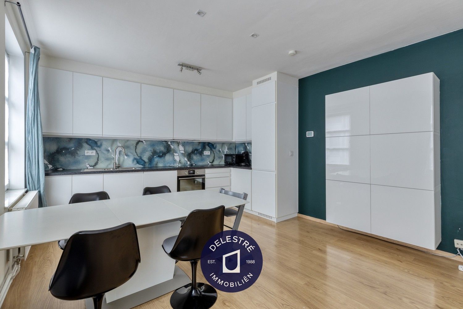 GOED GELEGEN HANDELSPAND MET DUPLEX APP. CENTRUM foto 24