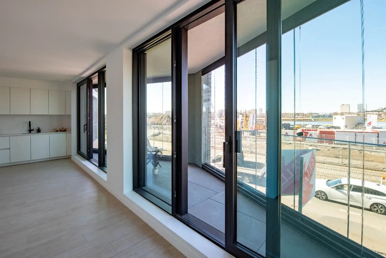 Licht, luxe en uitzicht op de Schelde foto 6