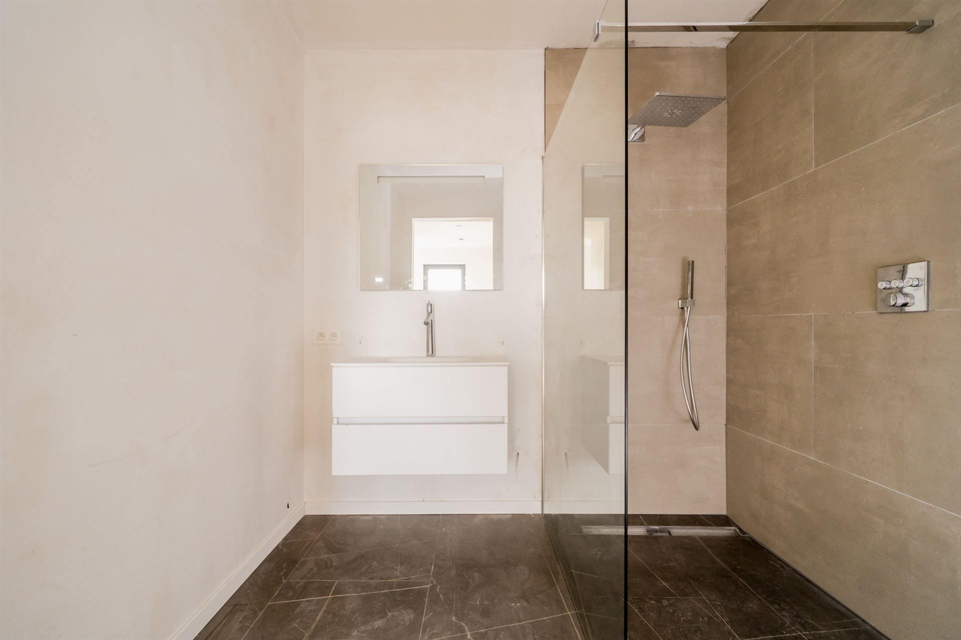 Prachtige HO nieuwbouwwoning onder registratierechten! foto 13