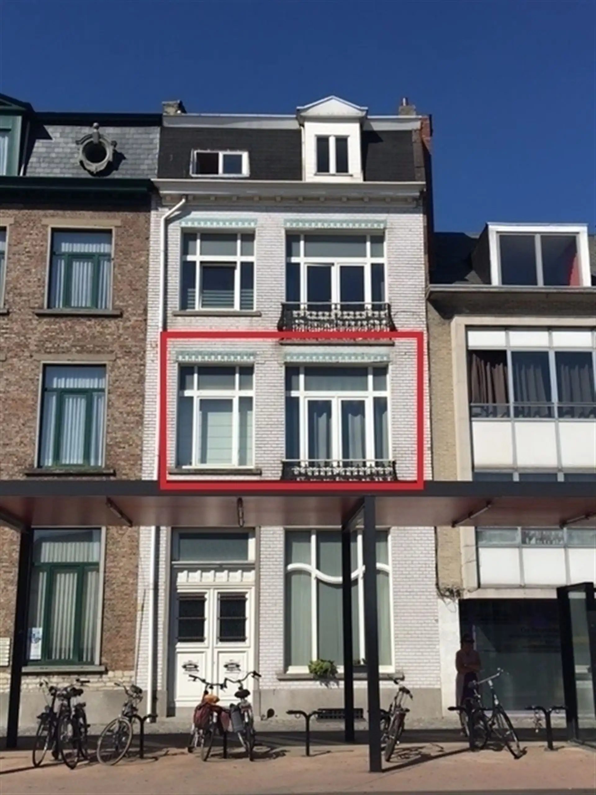 Charmant en lichtrijk app. met ruim terras in hartje Mechelen foto 9