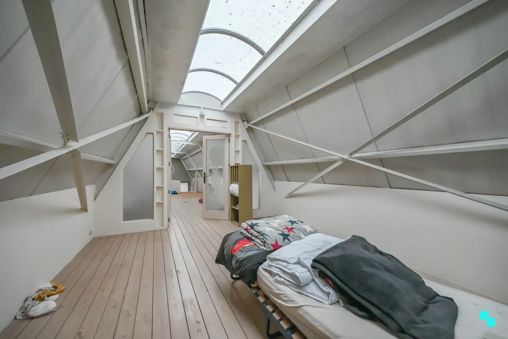 Opbrengsteigendom met winkelruimte én ruime garage in centrum Izegem foto 21