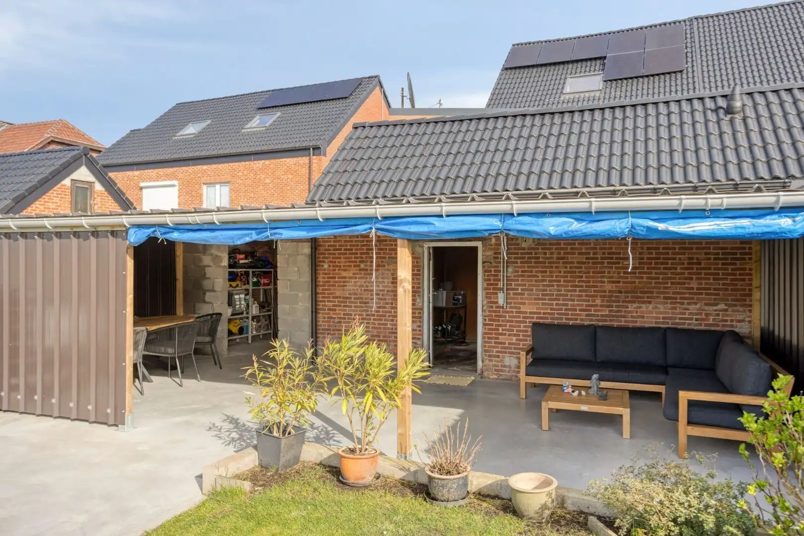 Woning met diepe tuin, garage en nieuw dak + zonnepanelen, centrum Borgloon foto 3