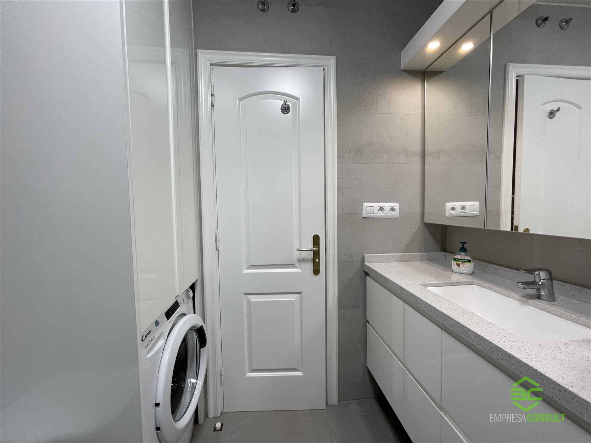 Appartement met 2 slpk, tv-vlaanderen en wifi in Tenerife foto 11