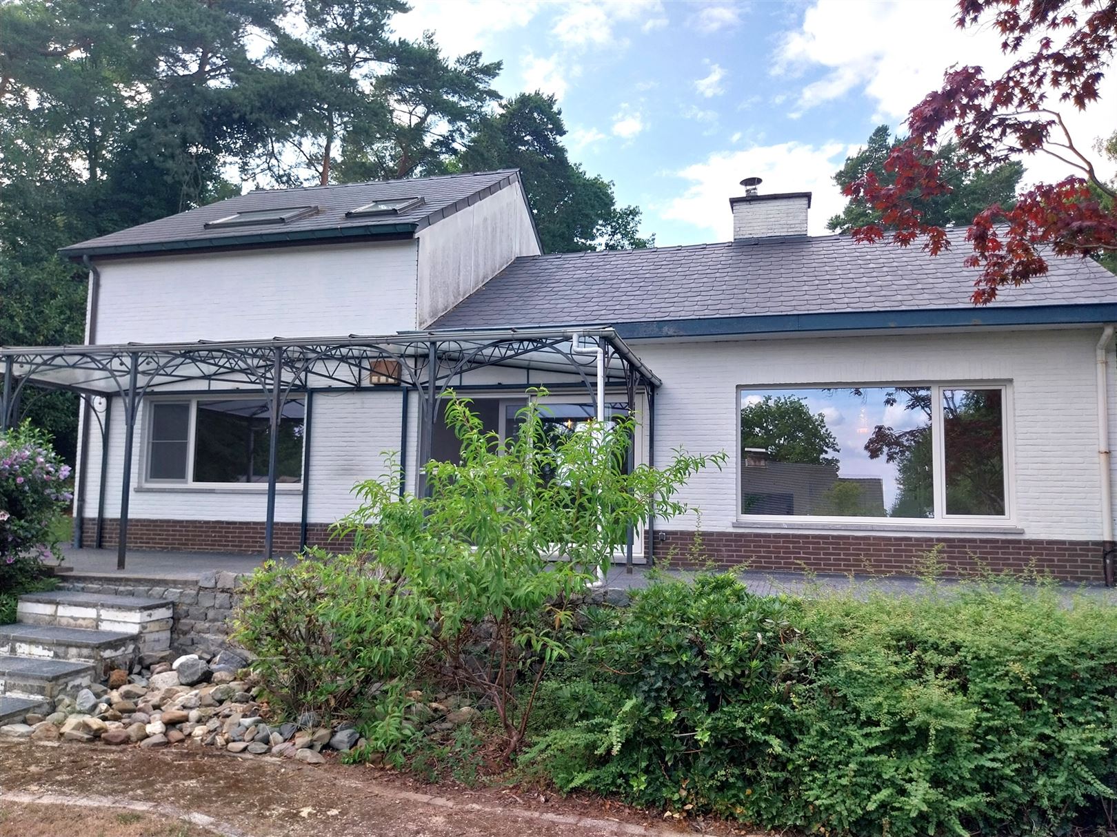 TE HUUR: Vrijstaande woning met tuin op een toplocatie in Heusden-Zolder! foto 4
