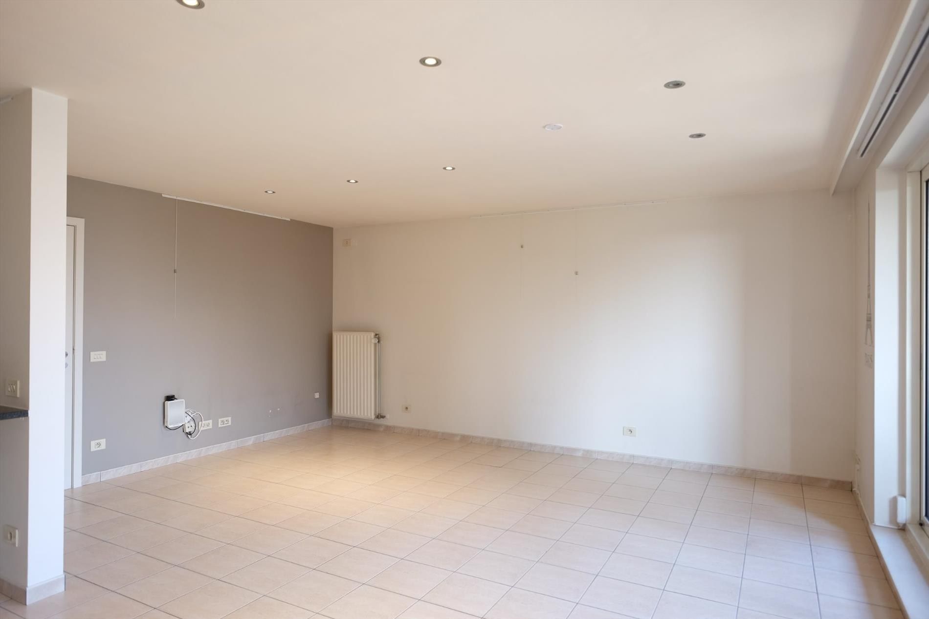 Standaard appartement met 2 slaapkamers en garage in Hooglede  foto 8