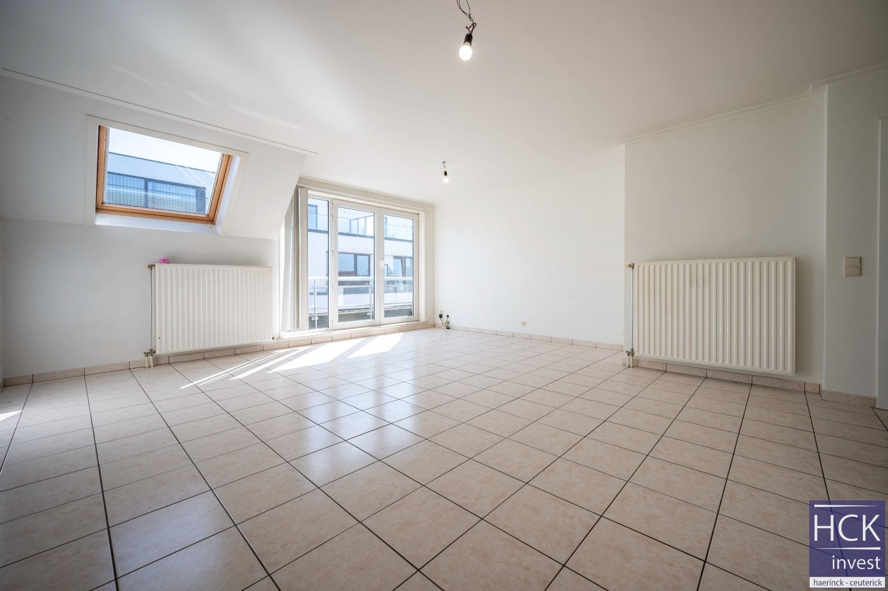 WAREGEM - Instapklaar en energiezuinig appartement op toplocatie foto 2