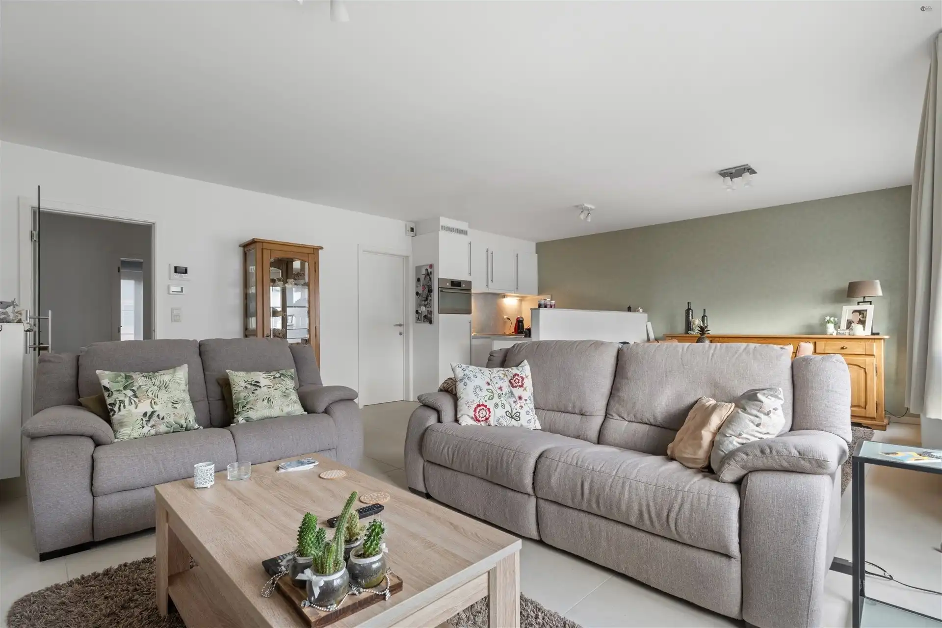 Top gelegen appartement te Stekene foto {{pictureIndex}}