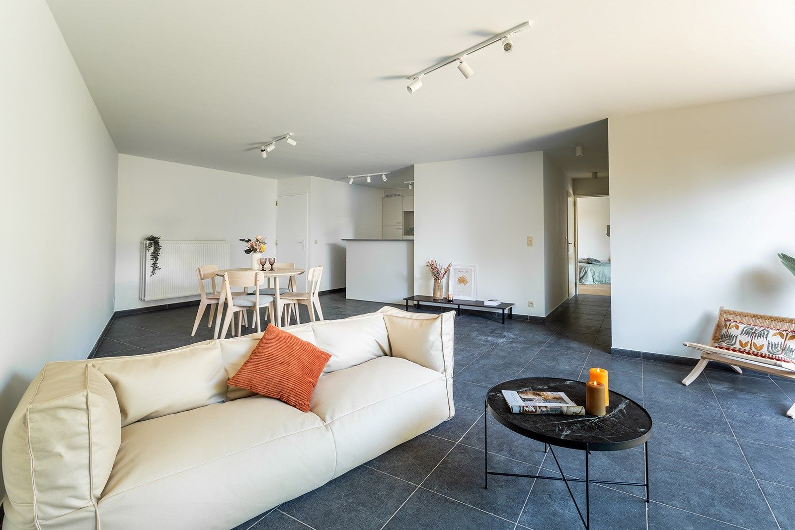 Ruim en prima gelegen appartement met tuin te Boechout foto 7