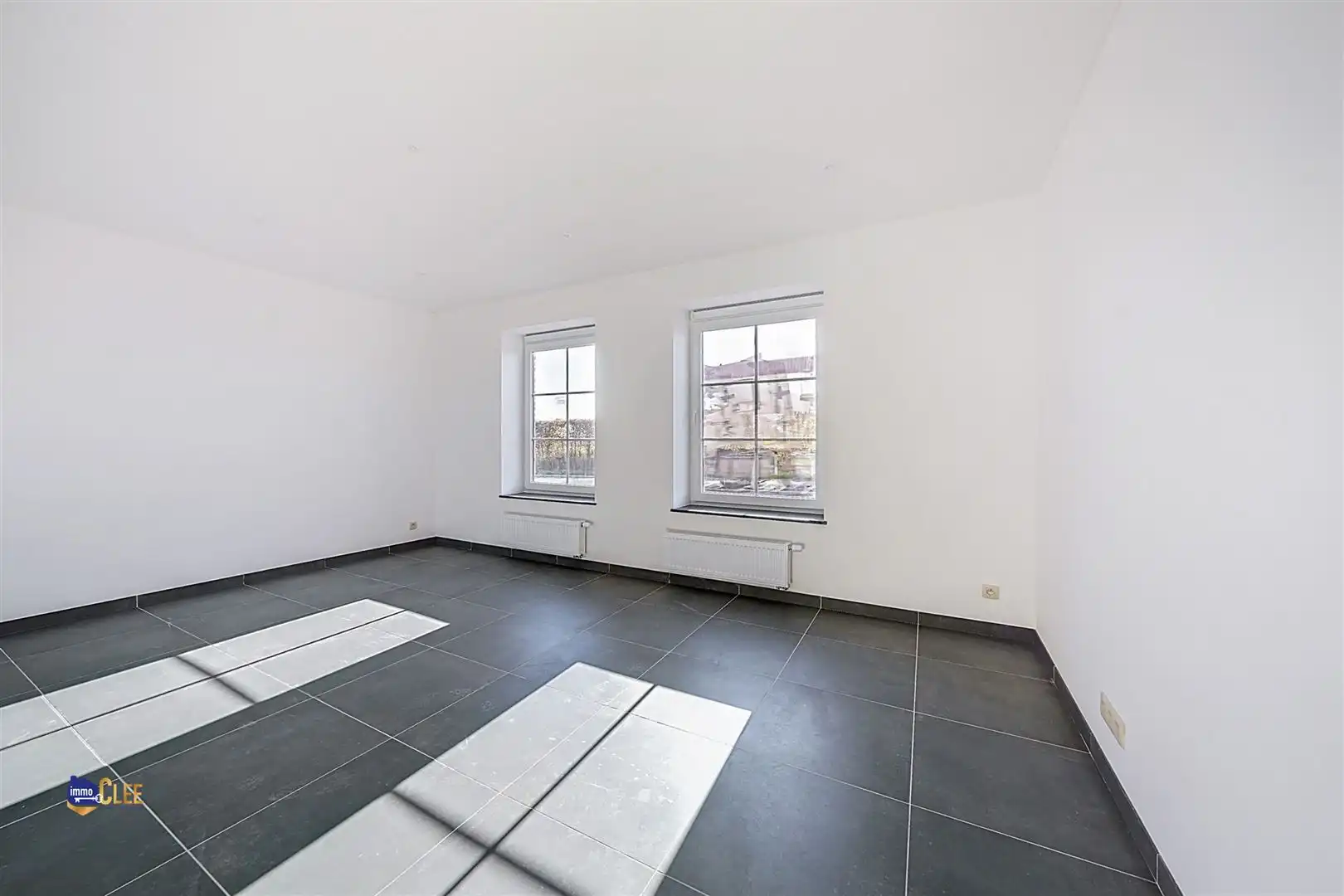 Volledig gerenoveerde gezinswoning foto 11