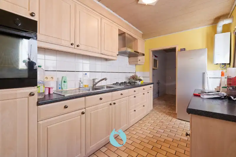 Woning met 4 slaapkamers en koer foto 6